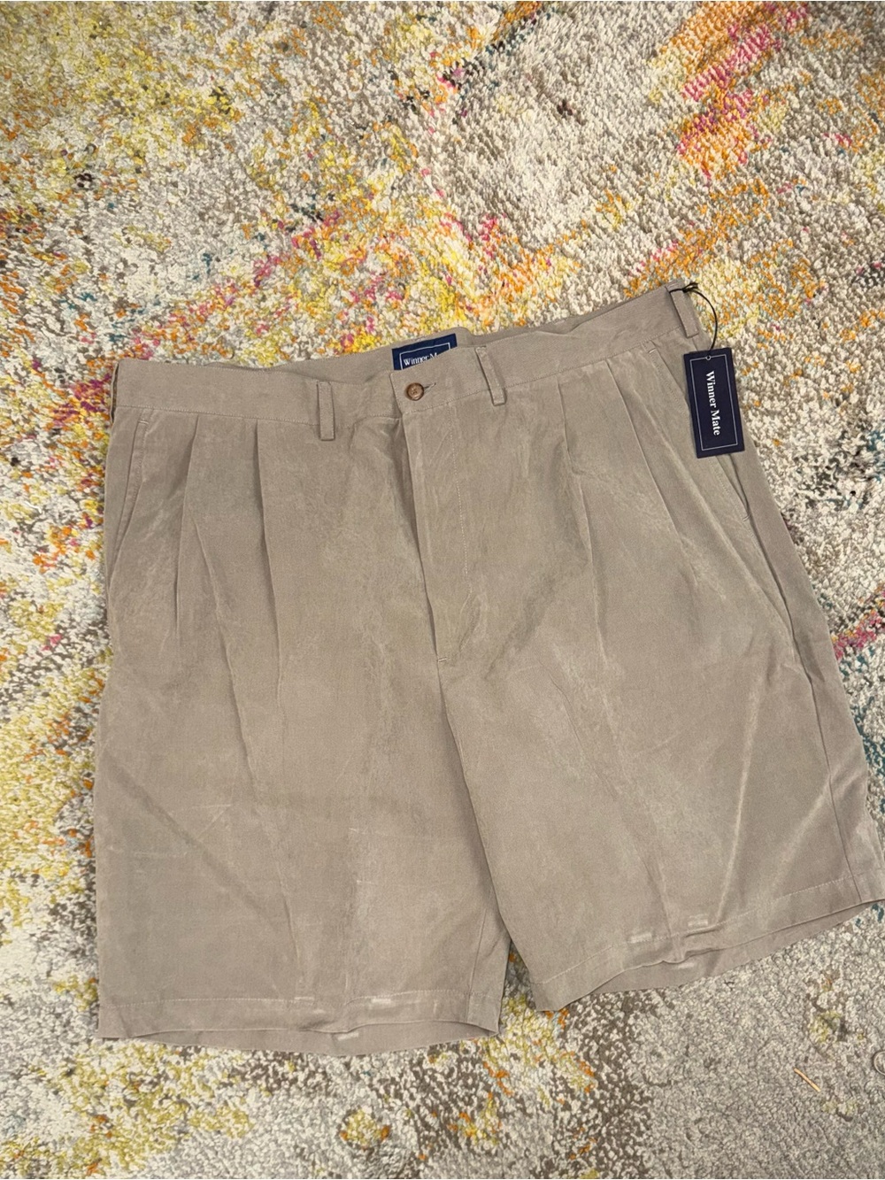 Vintage Classics Men’s Pleated Beige Shorts